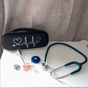 MDF 747XP Acoustica Green Stethoscope FM0896708, Accessories W/ Bovke Black Case